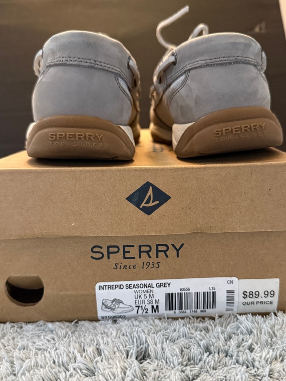 Sperry Women’s Gray Leather Boat Shoes - Picture 4 of 9